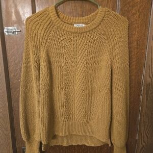 Madewell Chunky Cable Crewneck Sweater in Mustard